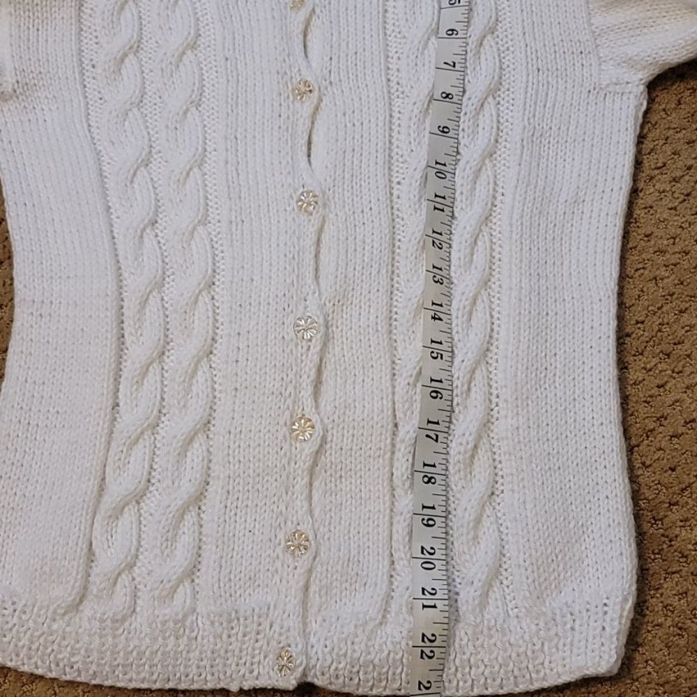 Hand knitted cardigan. - Picture 8 of 10